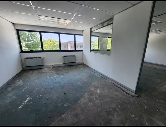 313M² RETAIL TO LET IN RANDJESPARK